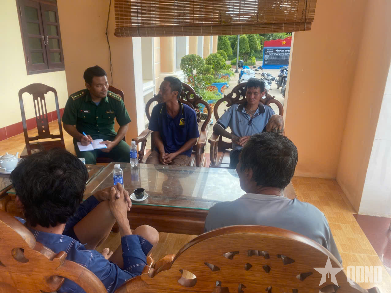 Bộ đội Biên phòng An Giang: Cứu hộ 4 ngư dân gặp nạn trên vùng biển Thổ Châu